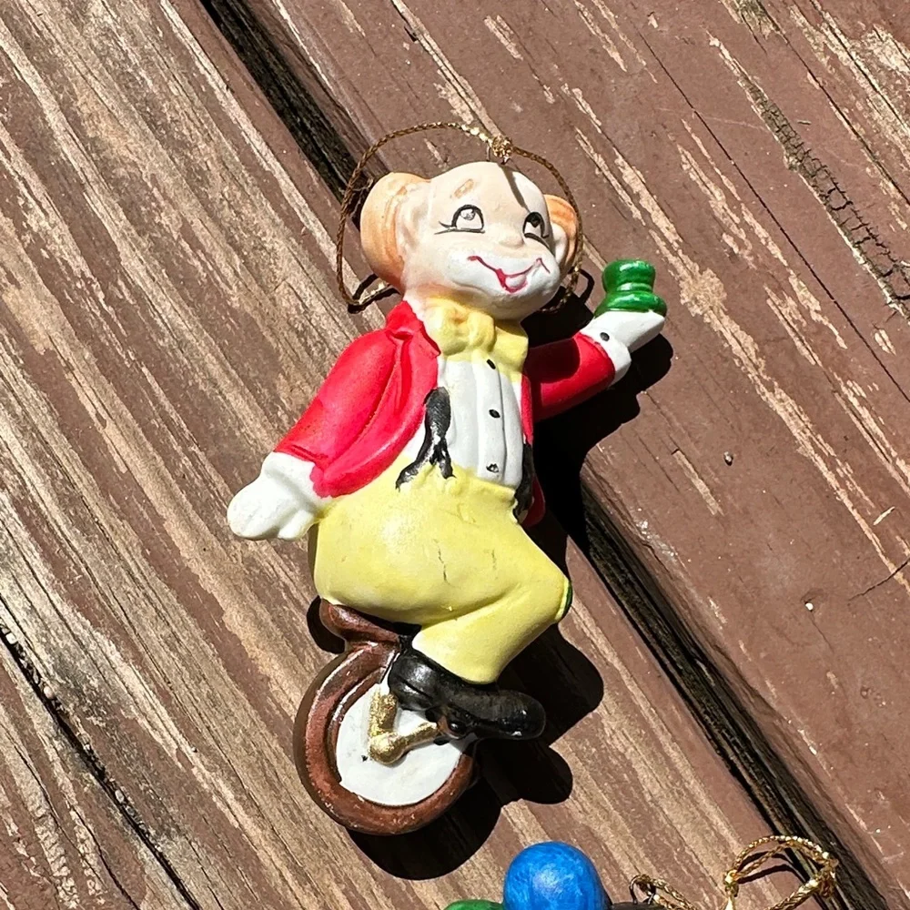 Vintage Bozo Clown 1960’s Plush Toy with bonus Clown Ornaments set